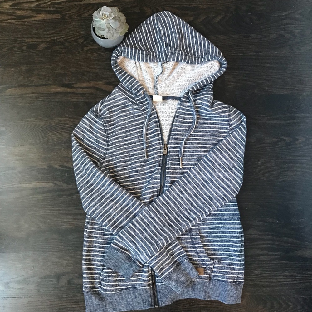 NWOT ROXY BLUE STRIPED ZIPPED SWEATSHIRT
